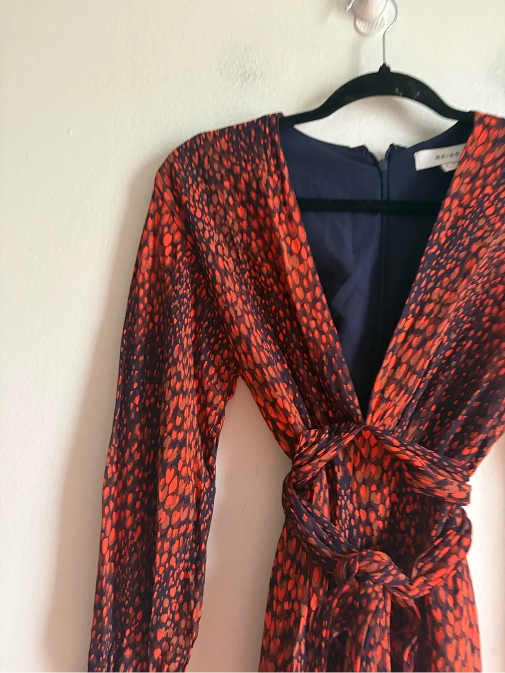 Reiss Sz 2 Maya Red Blue Printed Abstract Tie Waist Midi Dress - Picture 4 of 14